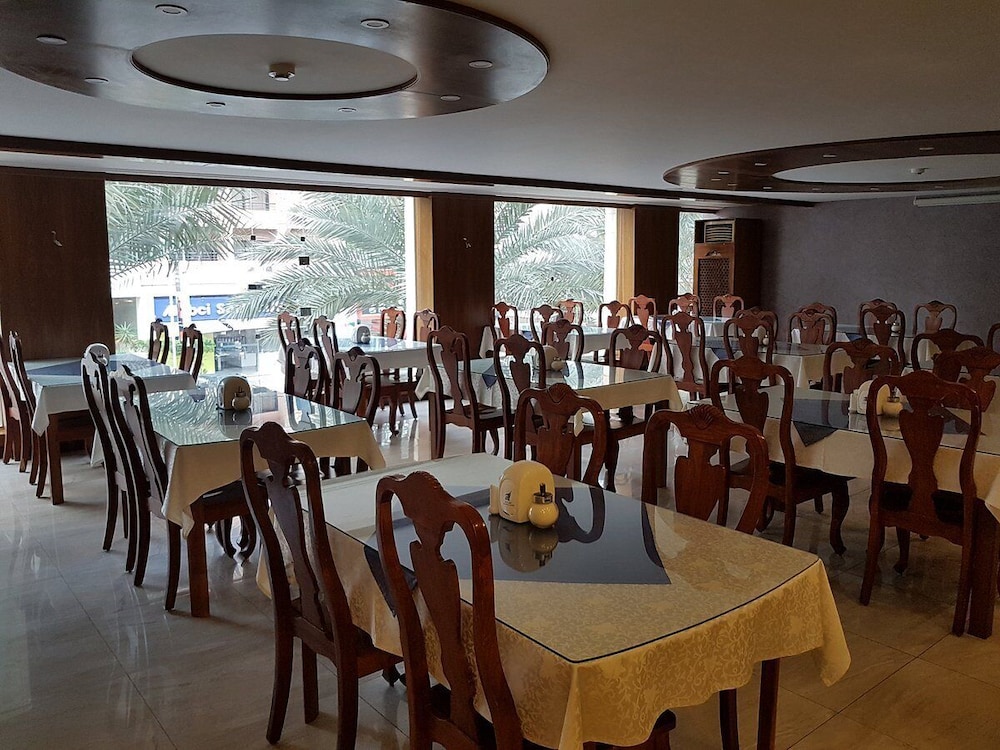 Raed Hotel Suites 29/39