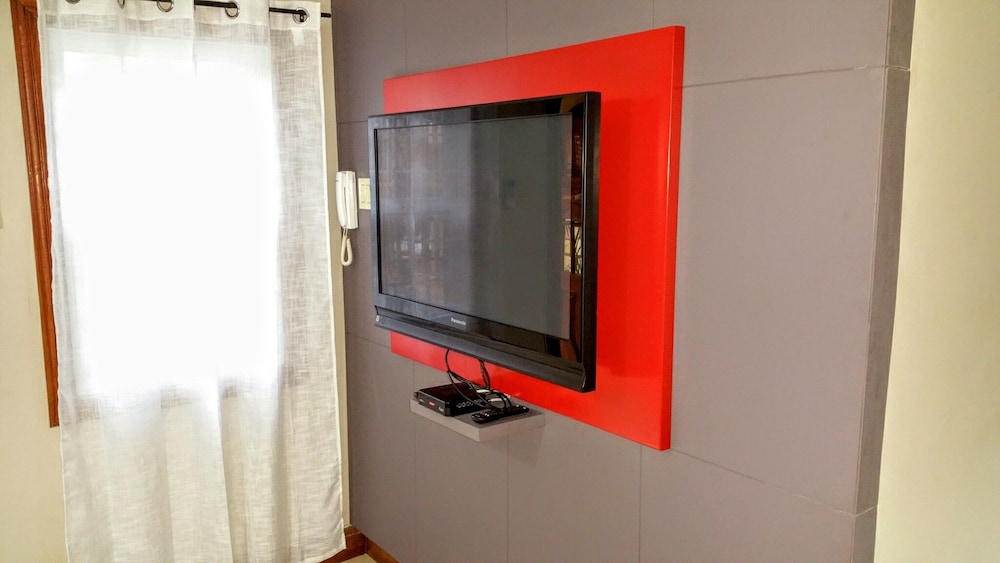 Modern London Decor Guest Apartments 15/50