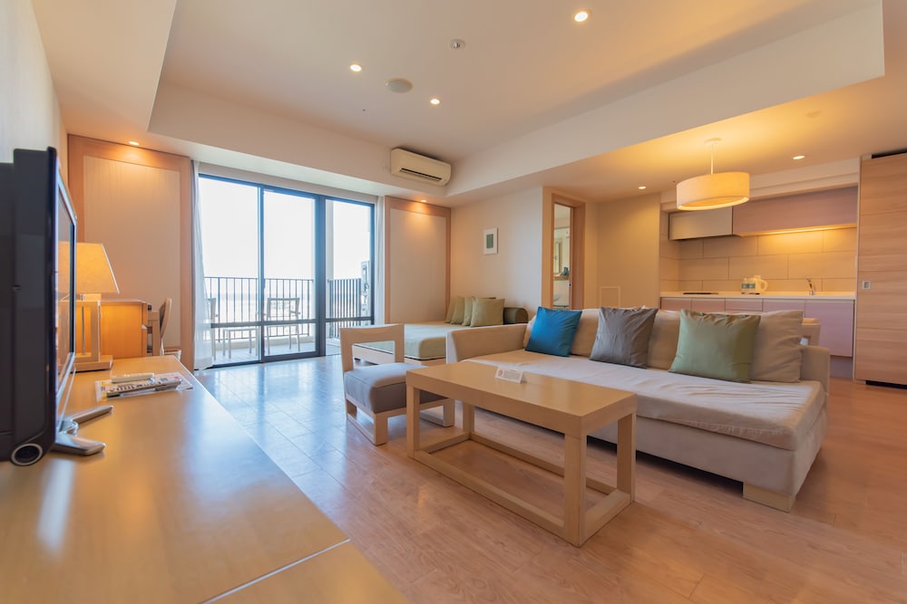 Moon Ocean Ginowan Hotel & Residence 14/50