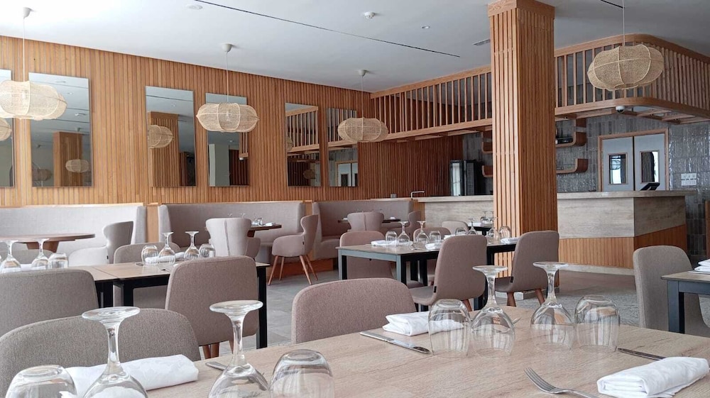 Lixus Beach Resort 4 64/74