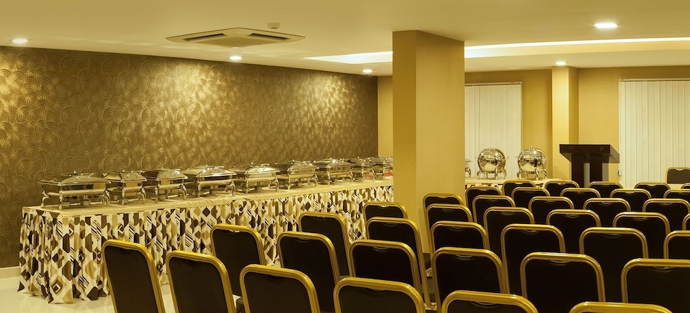 Abaam Hotel 25/30