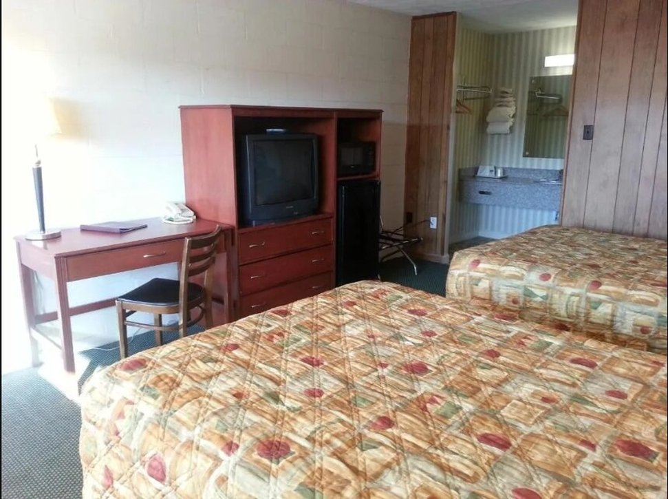 Budget Inn By OYO Natural Bridge I-81 5/10