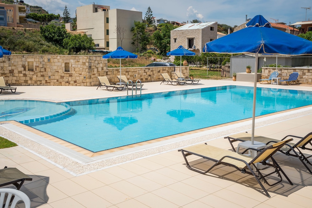 Irini Stalos Apartments 24/50