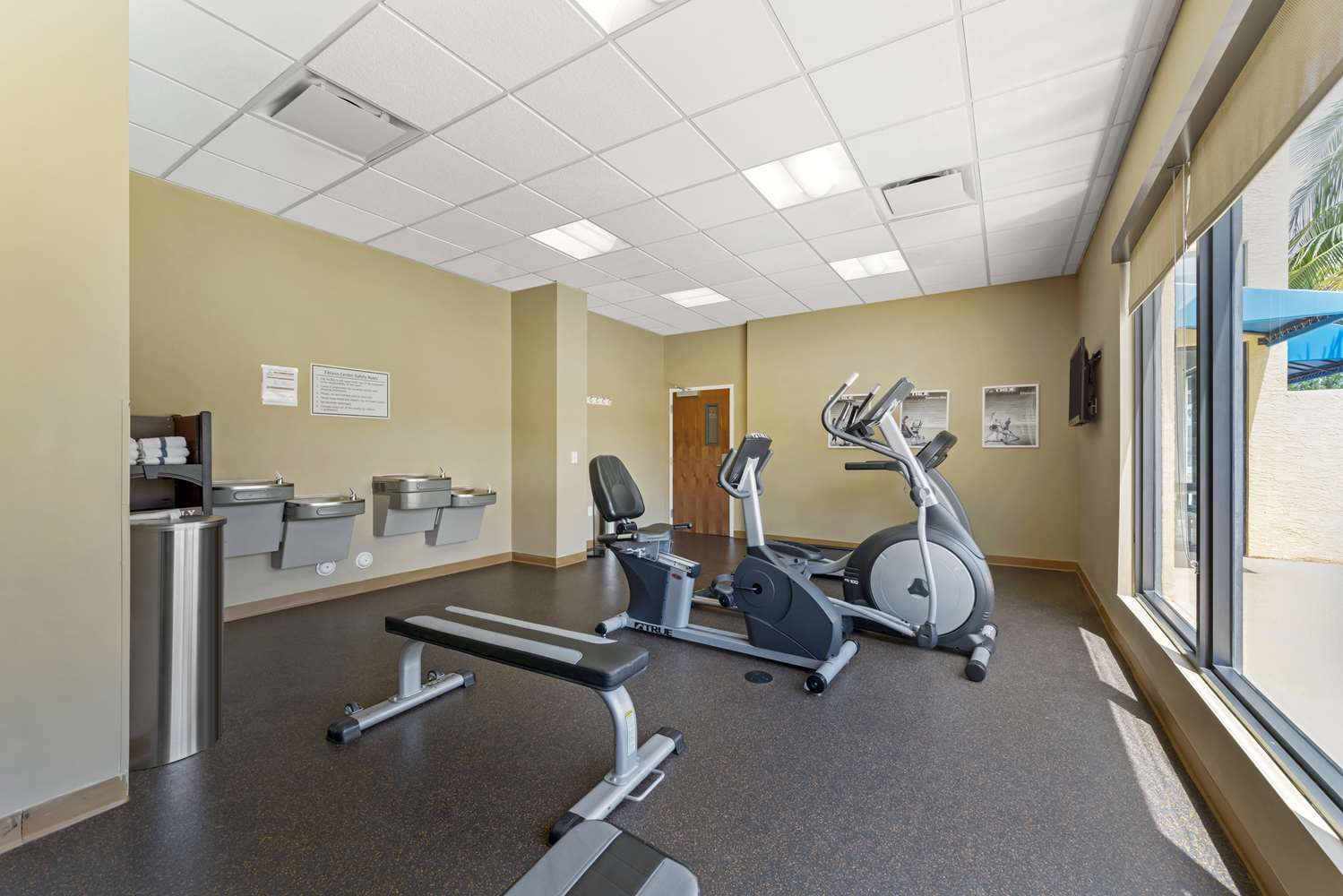 Best Western Plus Miami Executive Airport Hotel & Suites 18/27