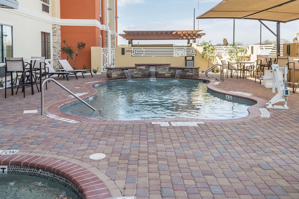 Comfort Inn Edinburg South Texas 45/46