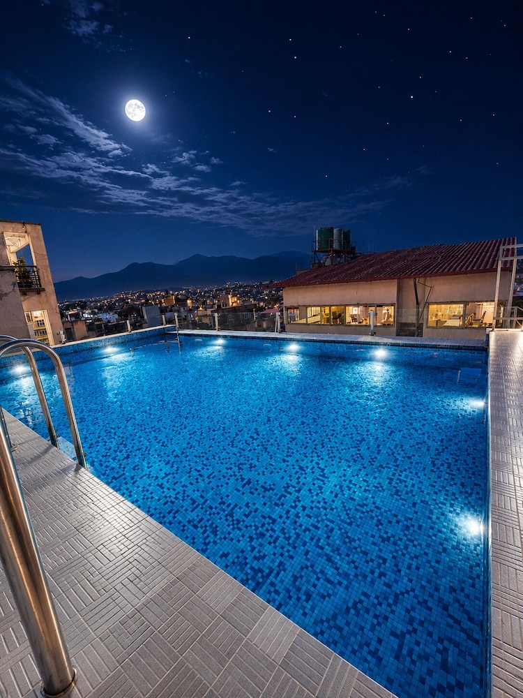 Beautiful Kathmandu Hotel 43/50