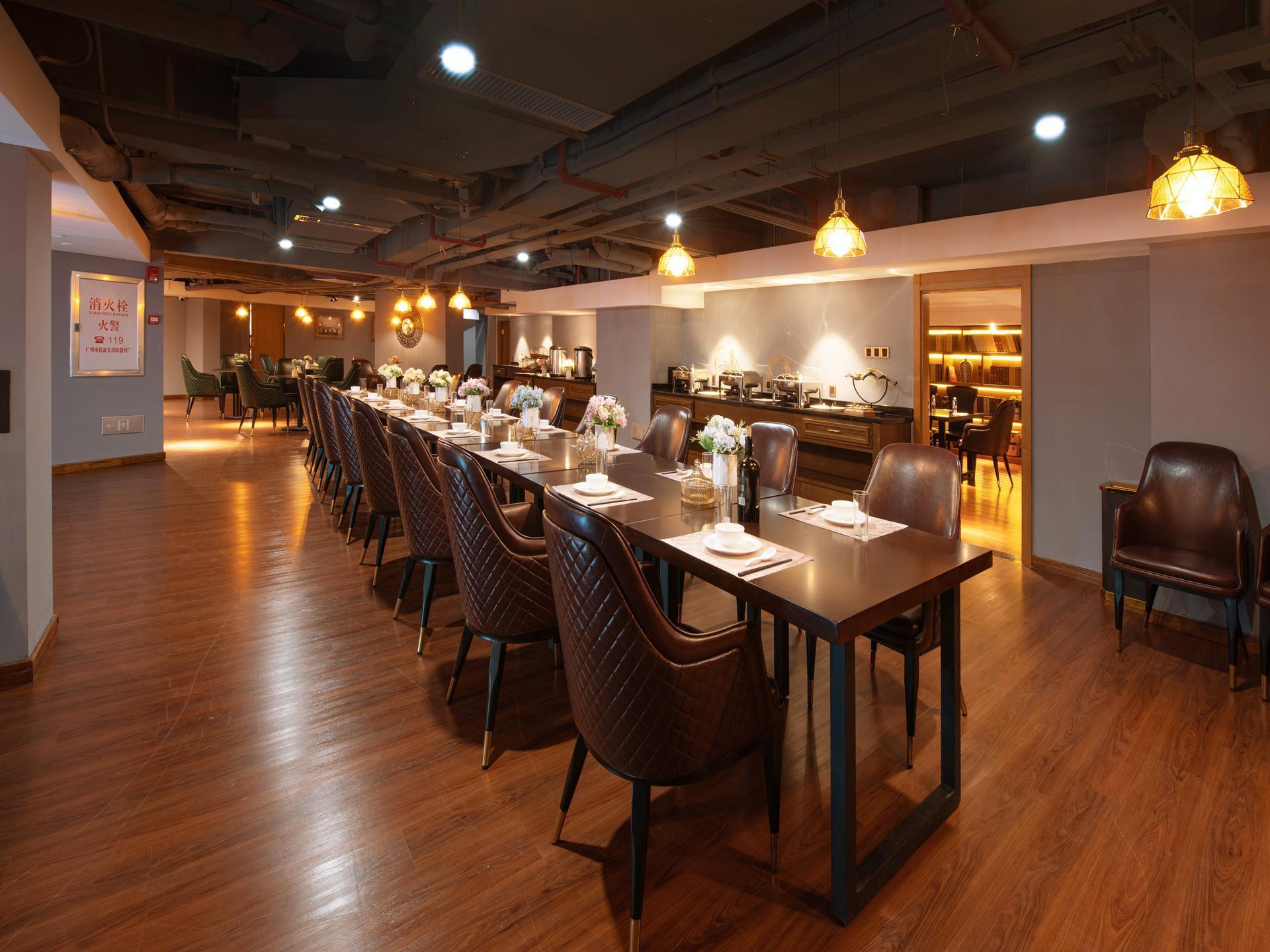 James Joyce Coffetel Hotel (Guangzhou Beijing Road Metro Station Pedestrian Street) 47/58