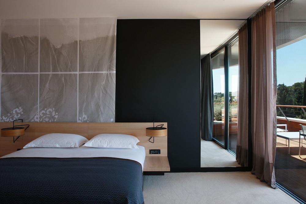 Garden Suite
