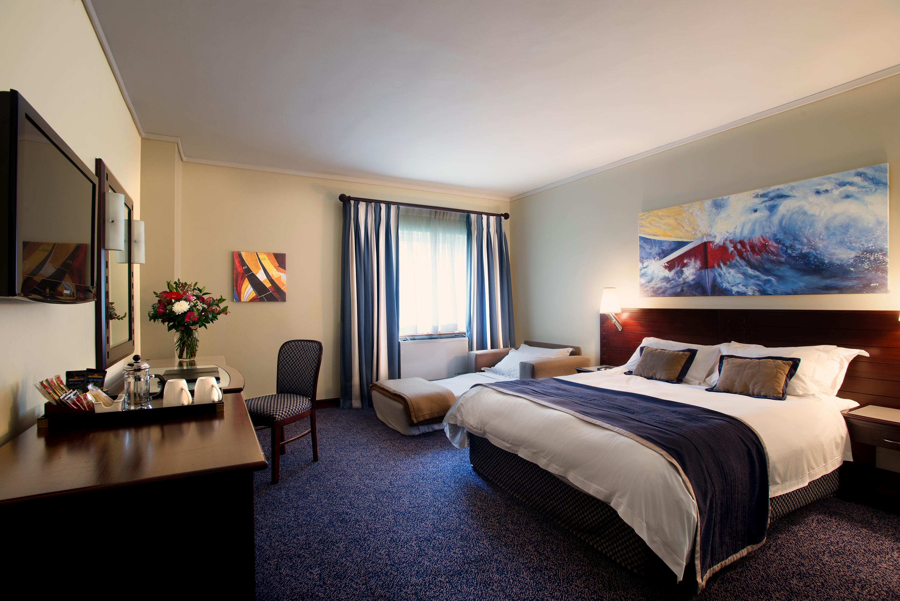 Executive, Double or Twin Bed