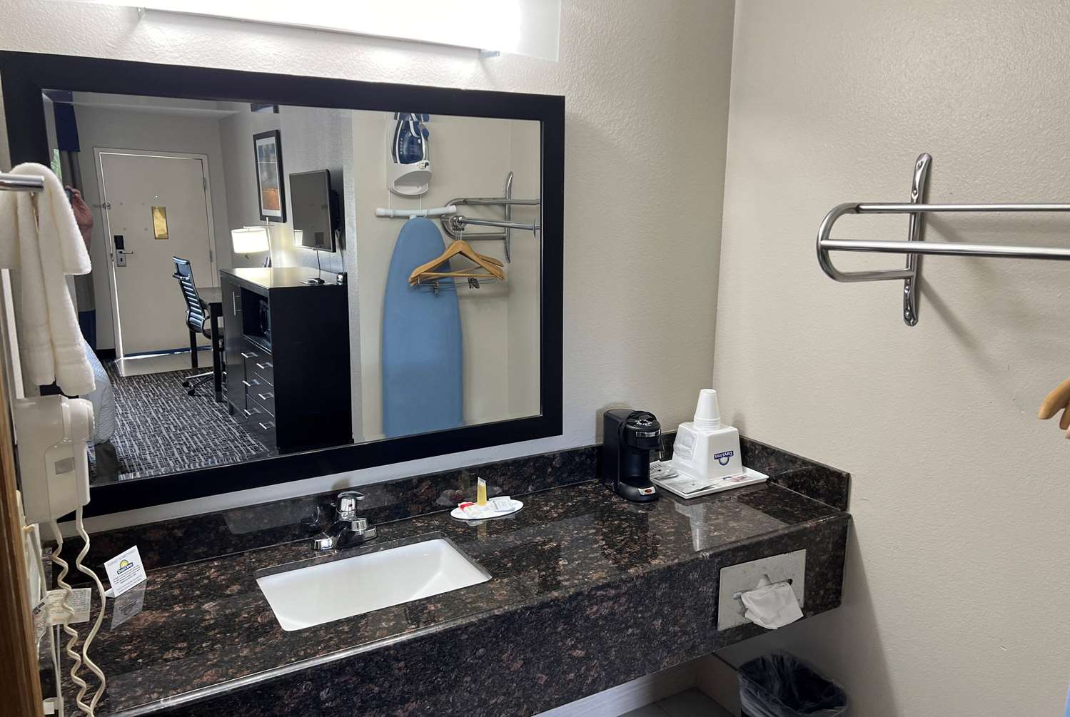 Days Inn by Wyndham Grove 9/11