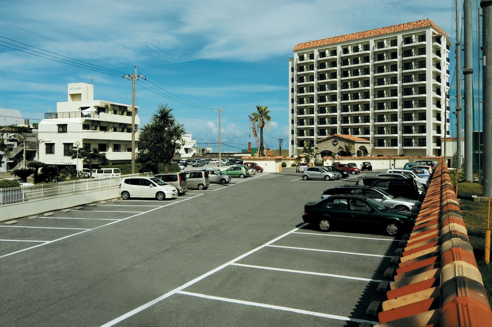 Naha Beach Side Hotel 43/71