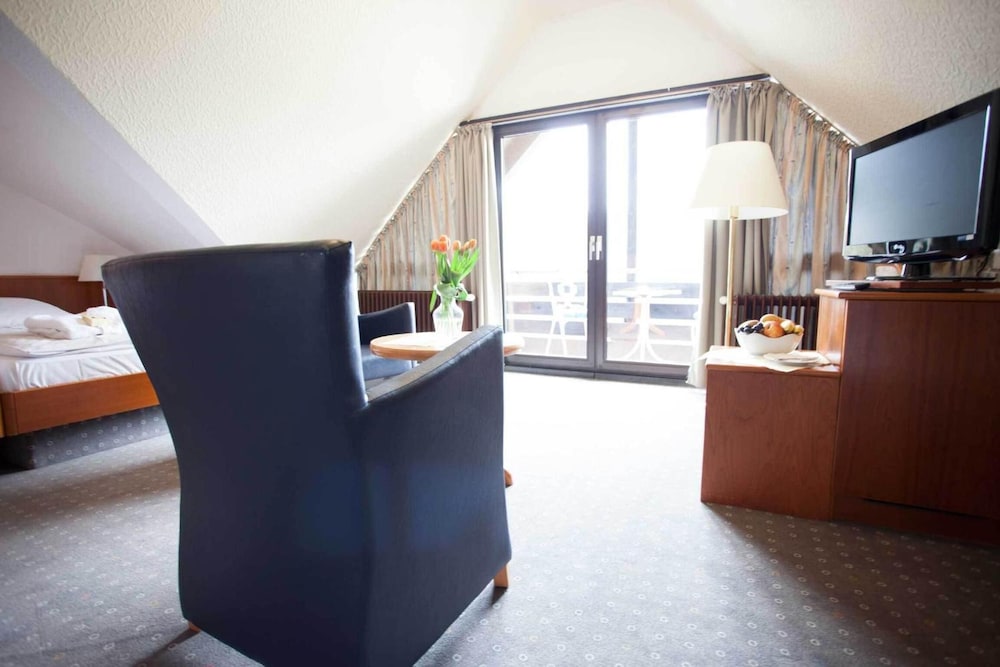 Pp-Hotel Grefrather Hof 10/28