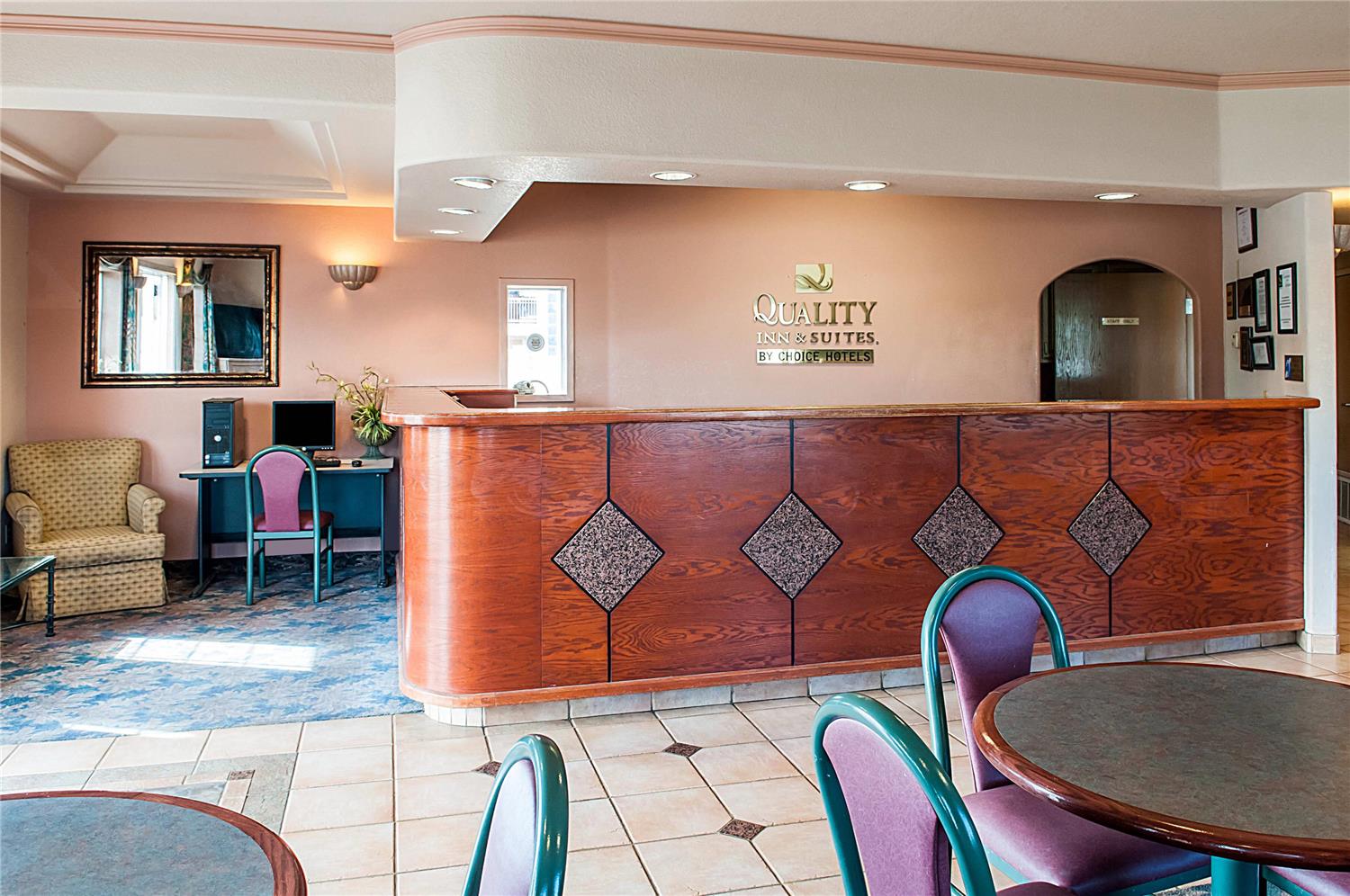 Quality Inn Suites Las Cruces University Area 9/25