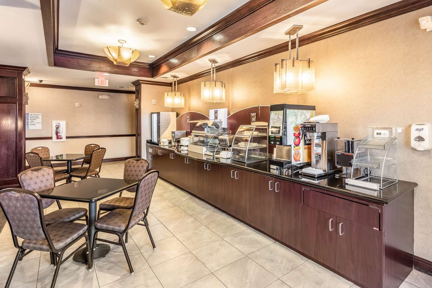 Red Lion Inn Suites Mineral Wells 8/15