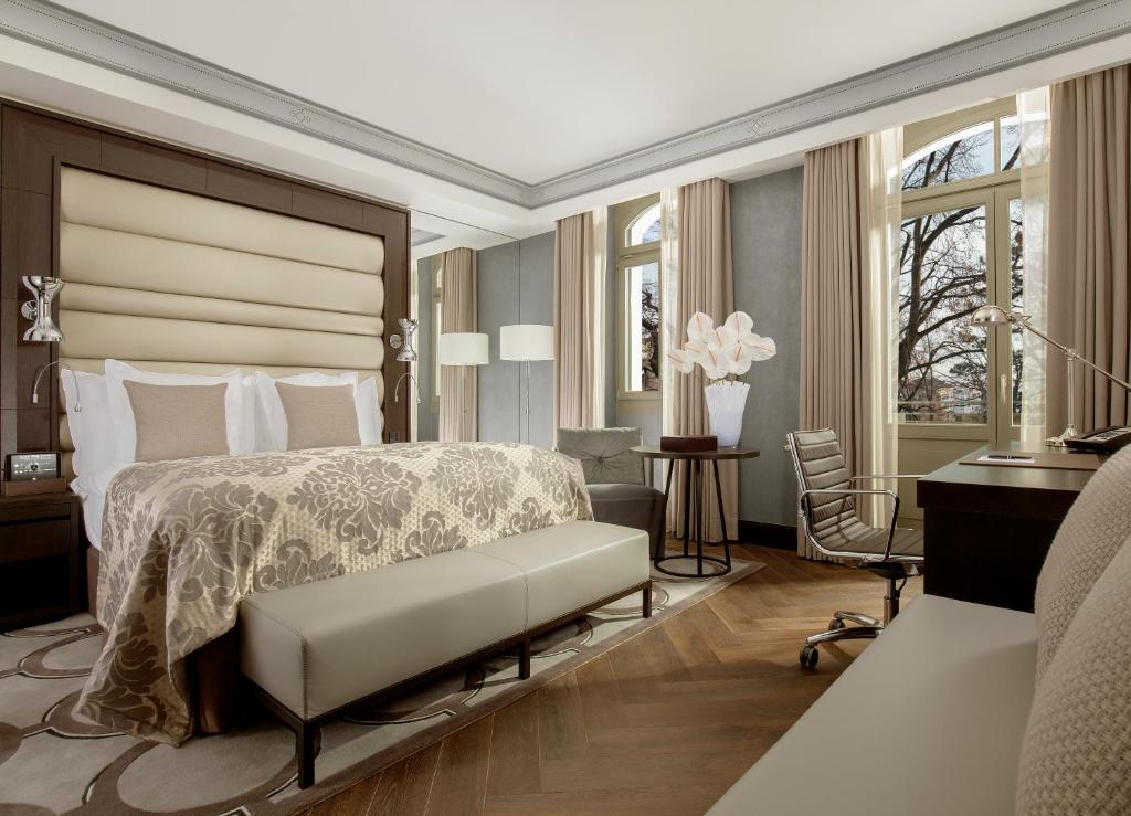 Savoy, Executive, Terrace