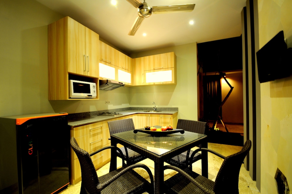 JAS BOUTIQUE VILLAS 22/37