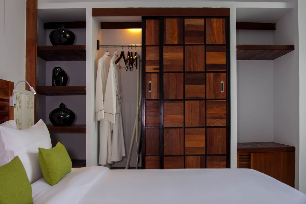 King Rock Boutique Hotel 53/97