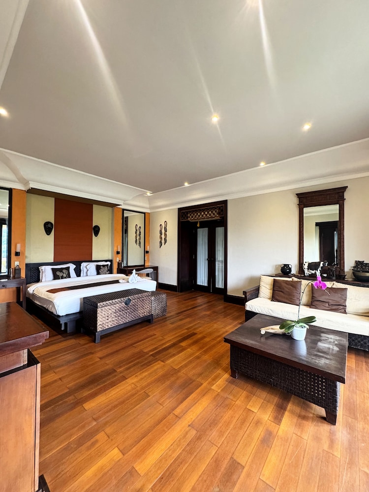 Anhera Suite and Spa 16/48