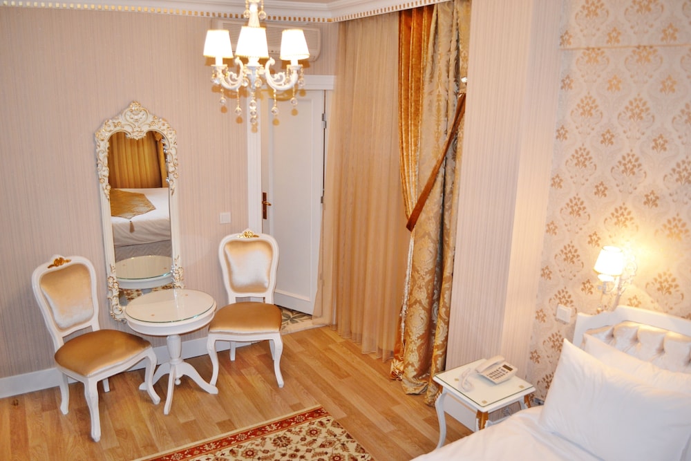 Alyon Hotel Taksim 40/56