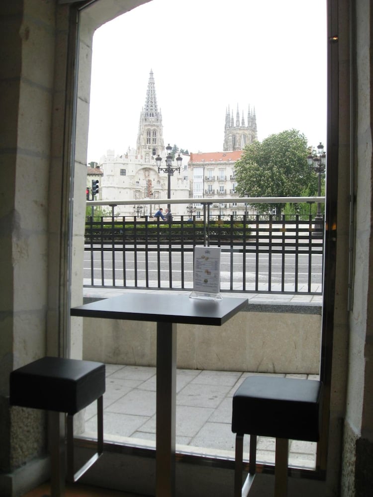 Hotel Via Gotica 35/44