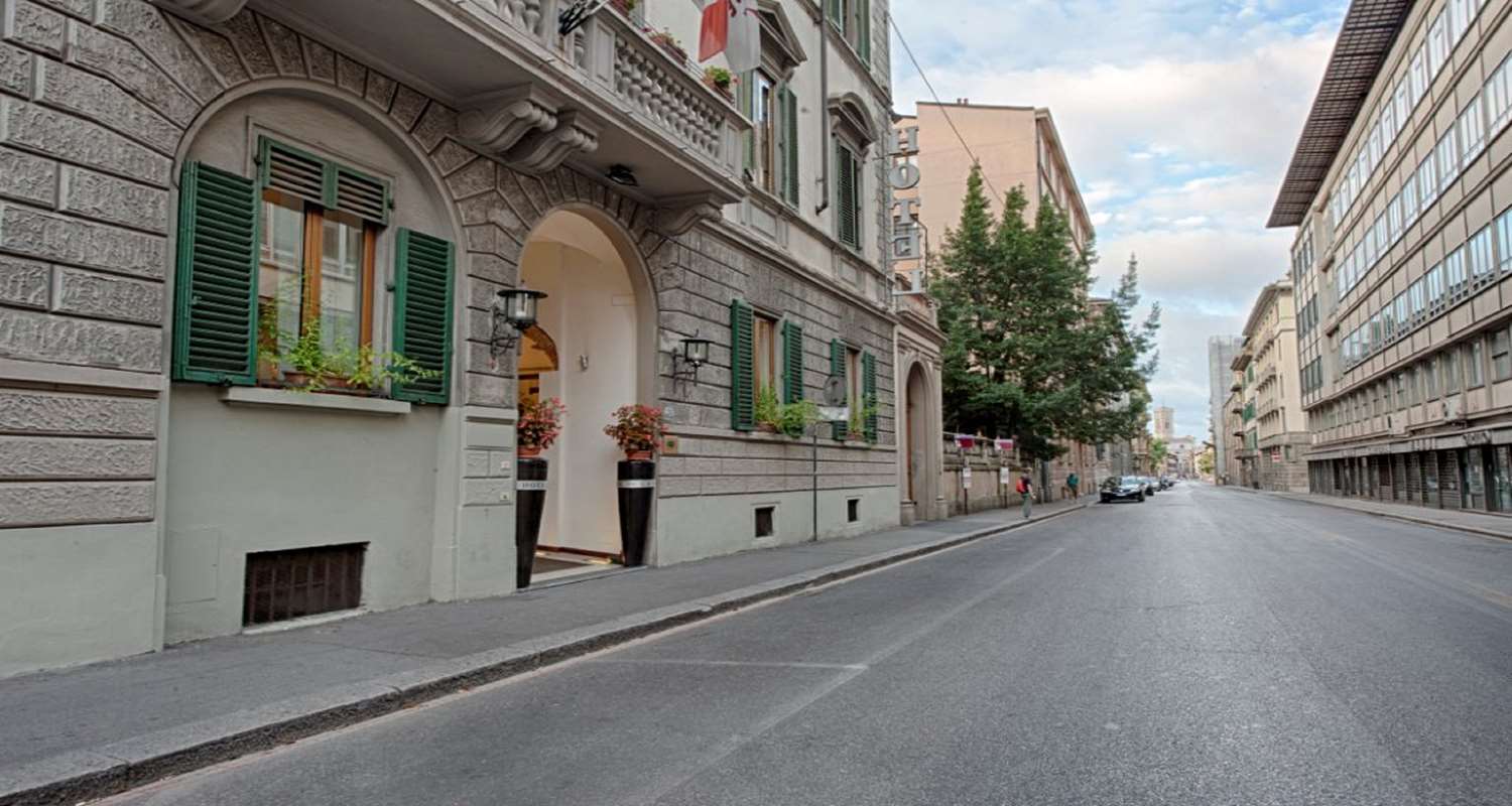 De La Pace, Sure Hotel Collection by Best Western 9/9