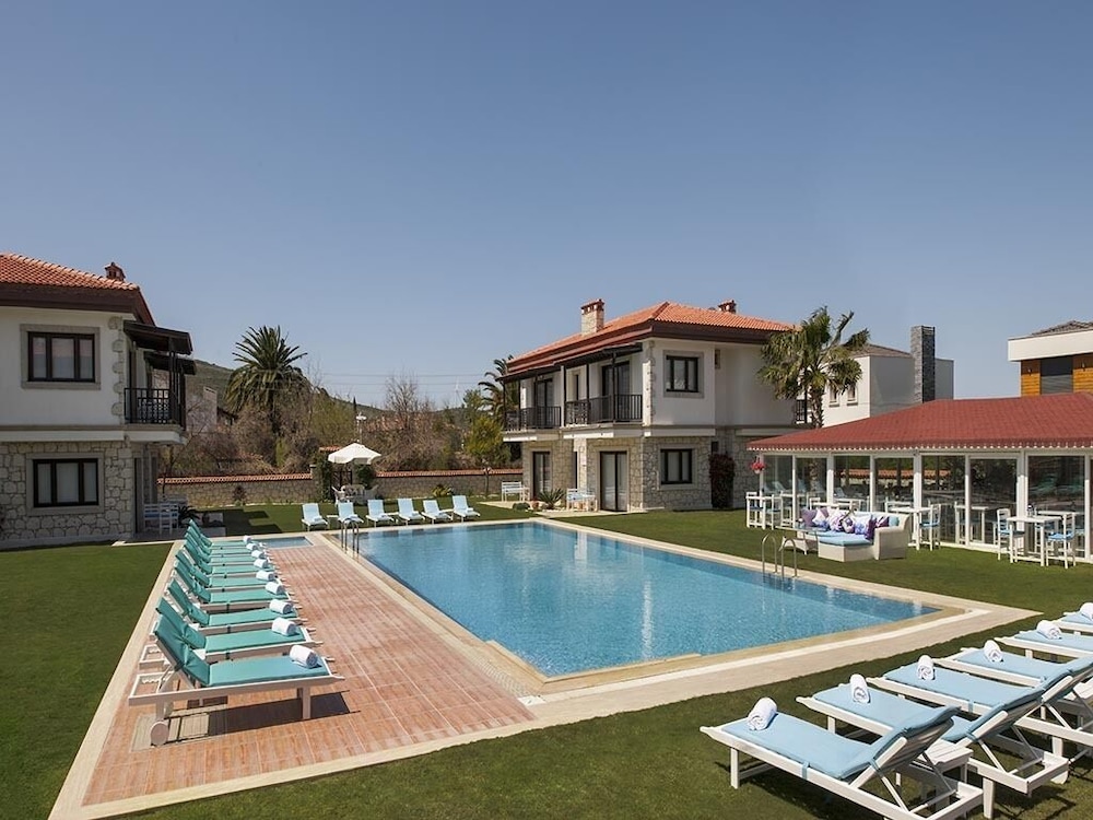 Nea Garden Hotel 26/28