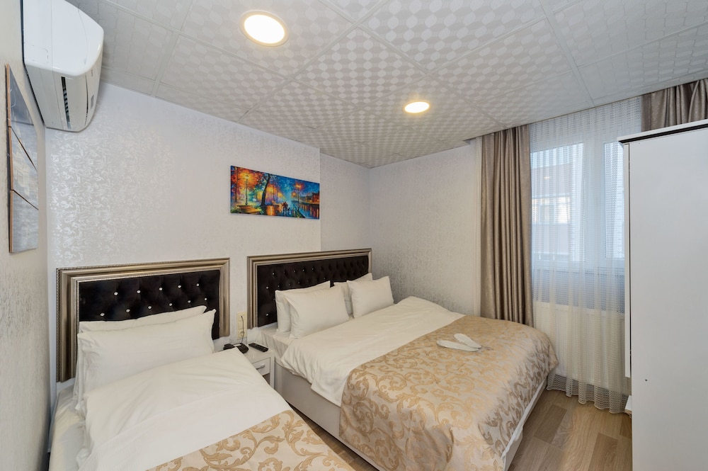 Paradise Airport Hotel 13/53