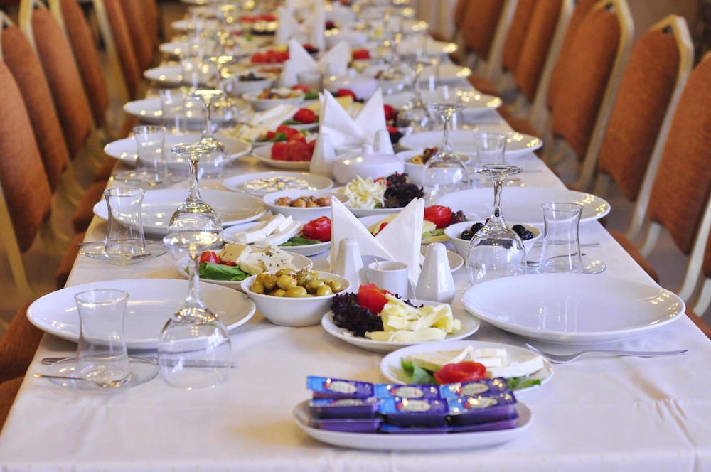 Aygür Hotel 14/23