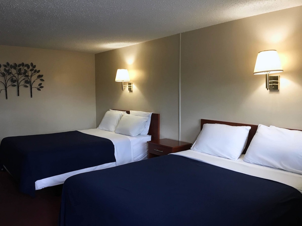 Swiss Cottage Inn 17/46