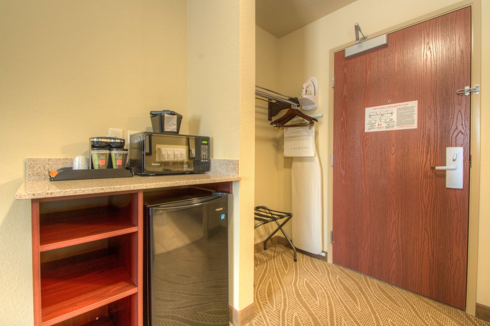 Cobblestone Inn And Suites Holyoke 5/37
