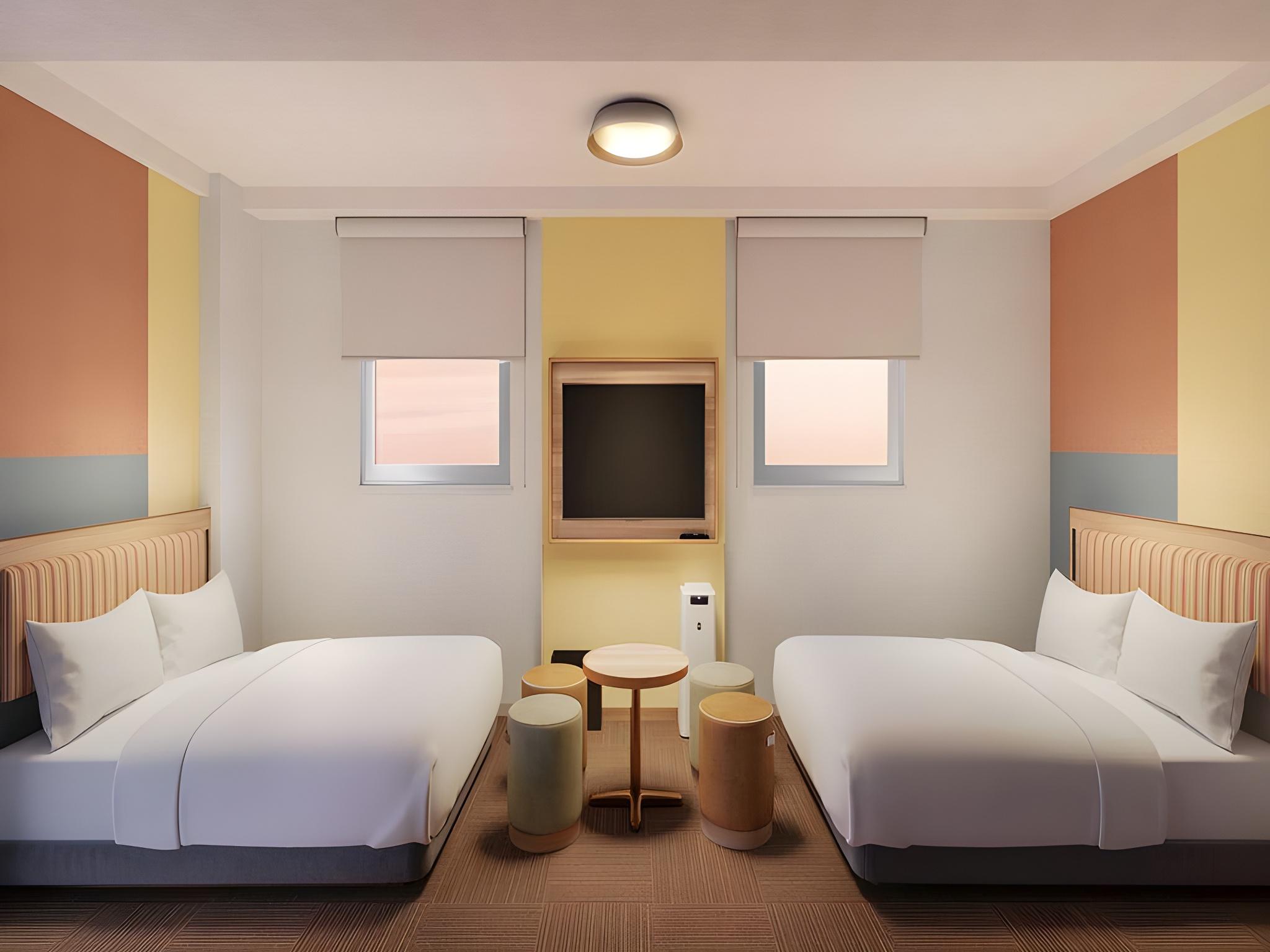 Design, Bay, 2 Queen Beds, Annex