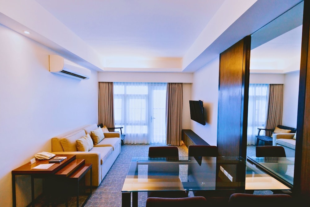 Arterra Hotel and Resort 18/50