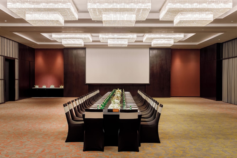 Hyatt Centric Soalteemode Kathmandu 54/60