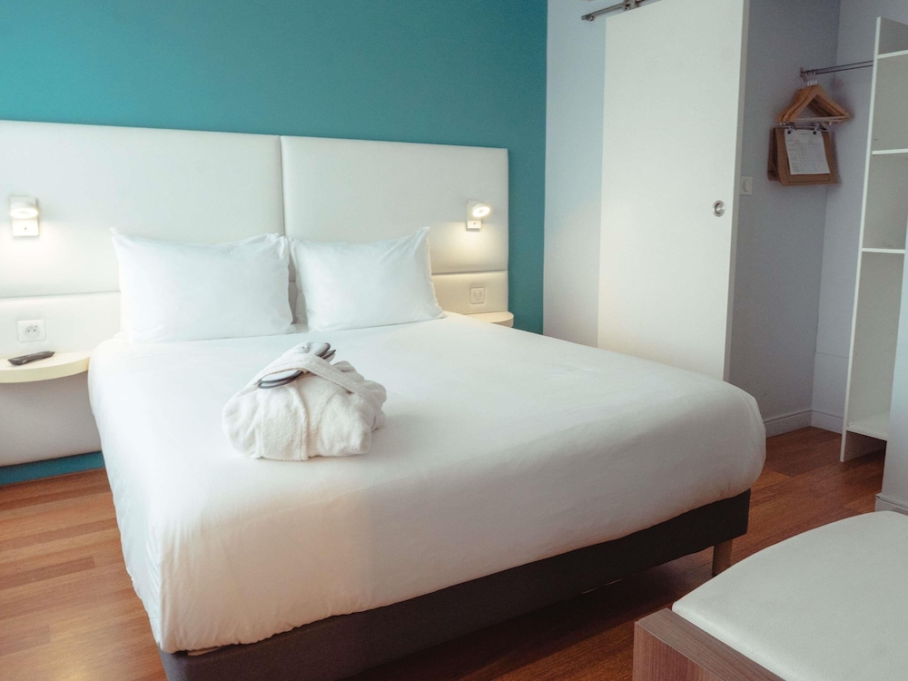 Mercure Brive 14/49