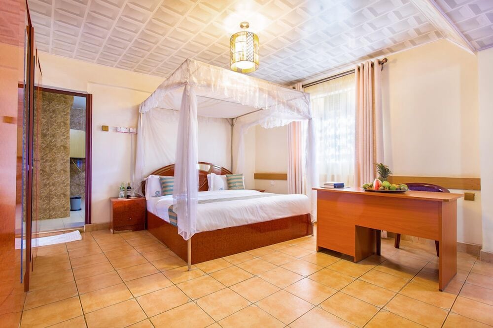 Hotel Nokras Muranga 18/55