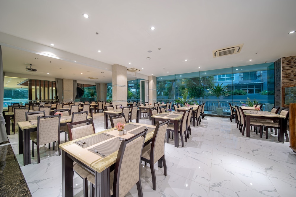 Royal Prince Resort Pattaya 43/51