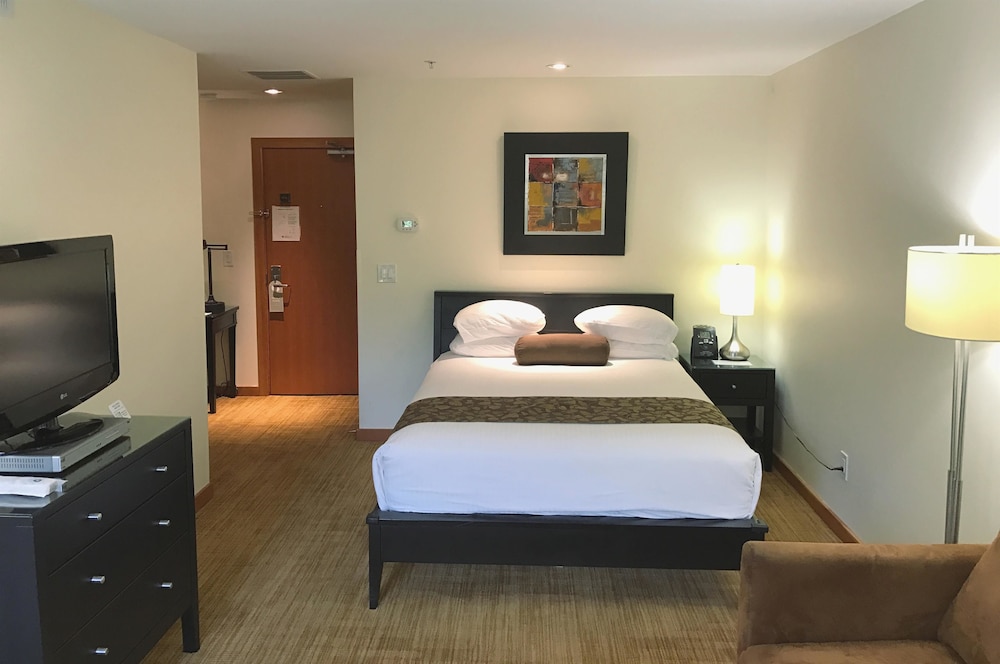 Best Western Plus Hood River Inn 24/80