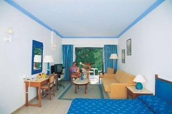 Paphos Gardens Apartments 61/91