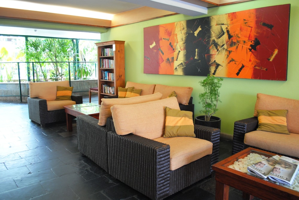 Bay Village Tropical Retreat 36/45