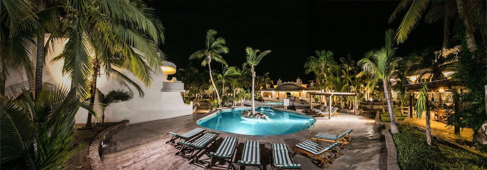 Club Del Moro Hotel Suites 64/72