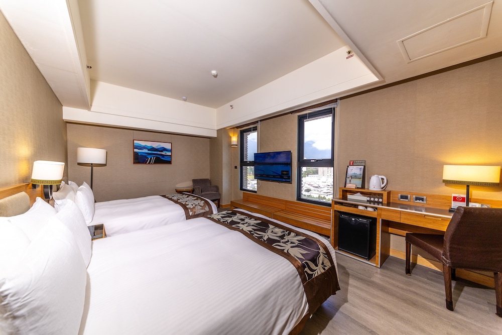 FULLON HOTEL HUALIEN 8/50
