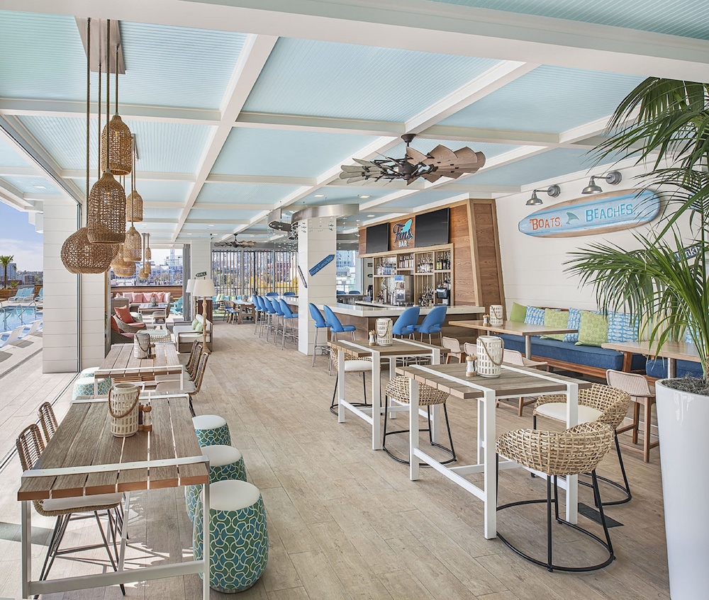 Margaritaville Hotel Nashville 60/66