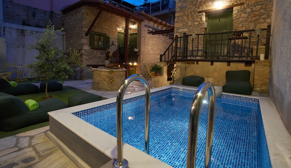 Athenian Residences 21/50