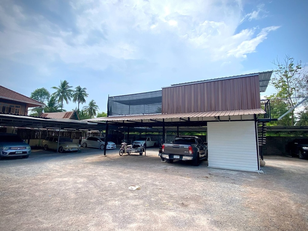 Ploynam Homestay 38/45