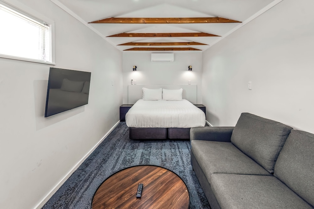 Poenamo Hotel 39/62