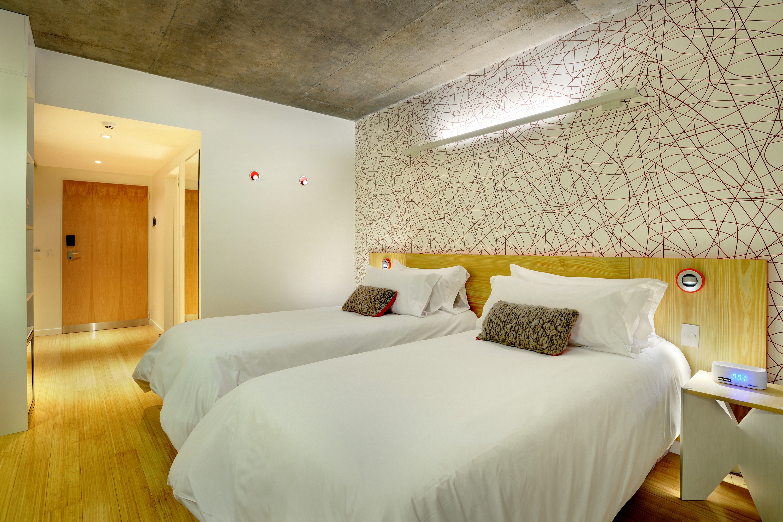 جناح جونيور