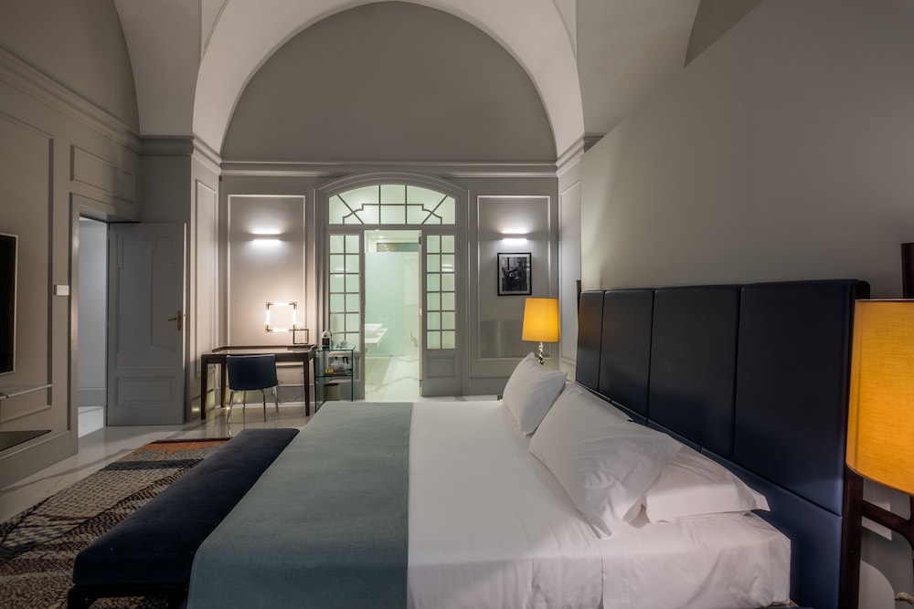 Wellness, Suite, Queen Bed