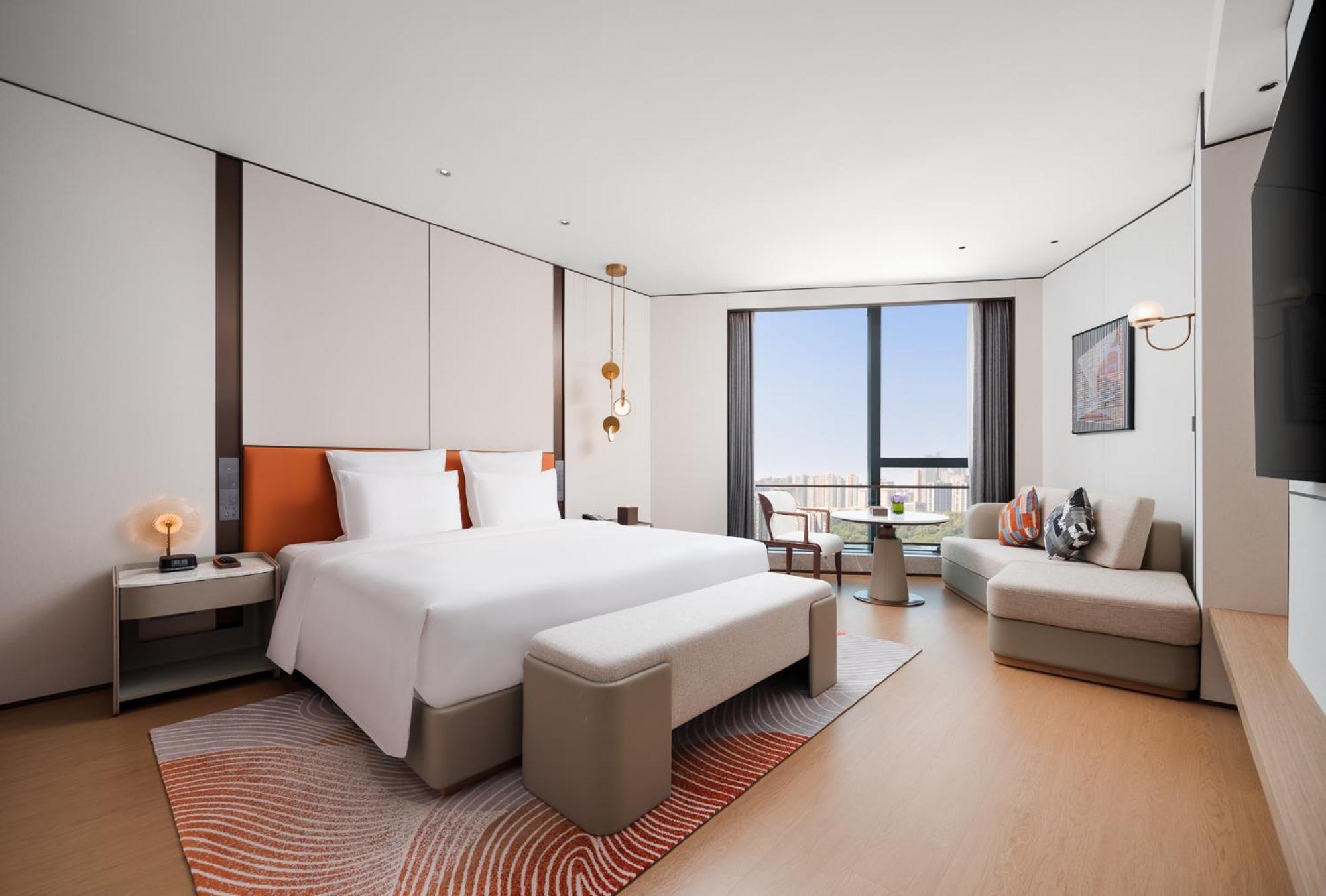 DELUXE, EXECUTIVE, KING BED, SOFA