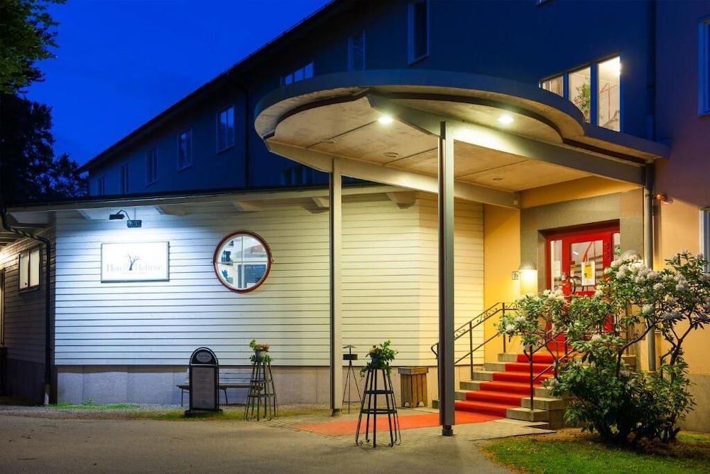 Hotell Hehrne 2/50