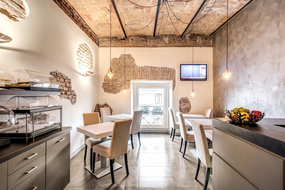 Boutique Hotel Roma 30/36
